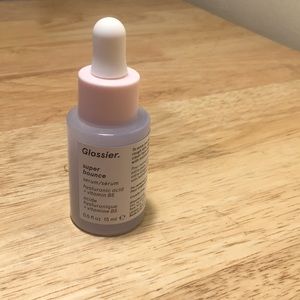 Unopened GLOSSIER super bounce serum